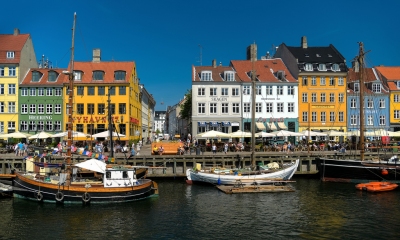 Copenhagen: Nyhavn (Jorge Franganillo)  [flickr.com]  CC BY 
Informations sur les licences disponibles sous 'Preuve des sources d'images'