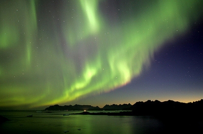 Northern Lights, Greenland (Nick Russill)  [flickr.com]  CC BY 
Informations sur les licences disponibles sous 'Preuve des sources d'images'