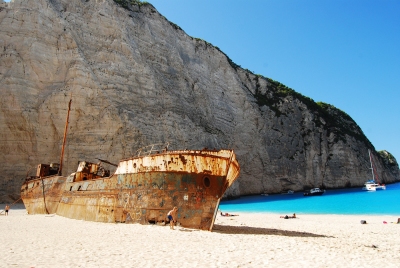 Shipwreck Beach (monica renata)  [flickr.com]  CC BY 
Informations sur les licences disponibles sous 'Preuve des sources d'images'