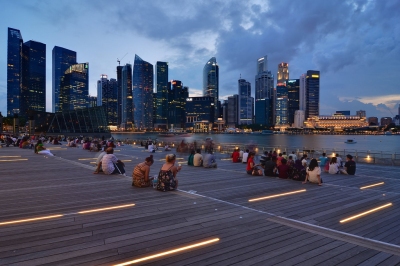 Singapore, Marina Bay, late afternoon (Nicolas Lannuzel)  [flickr.com]  CC BY-SA 
Informations sur les licences disponibles sous 'Preuve des sources d'images'