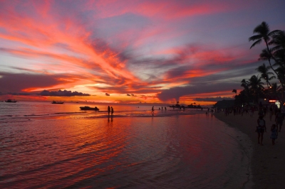 Sunset on Boracay (Chris Nener)  [flickr.com]  CC BY-ND 
Informations sur les licences disponibles sous 'Preuve des sources d'images'