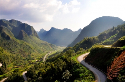 Van Chai, Ha Giang - Viet Nam (Nhi Dang)  [flickr.com]  CC BY 
Informations sur les licences disponibles sous 'Preuve des sources d'images'