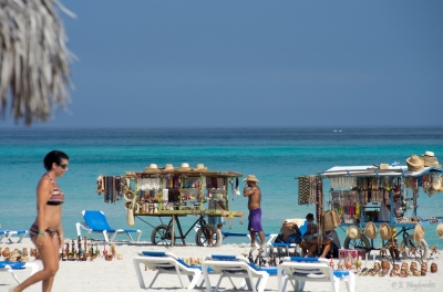 Varadero's beach (Emmanuel Huybrechts)  [flickr.com]  CC BY 
Informations sur les licences disponibles sous 'Preuve des sources d'images'